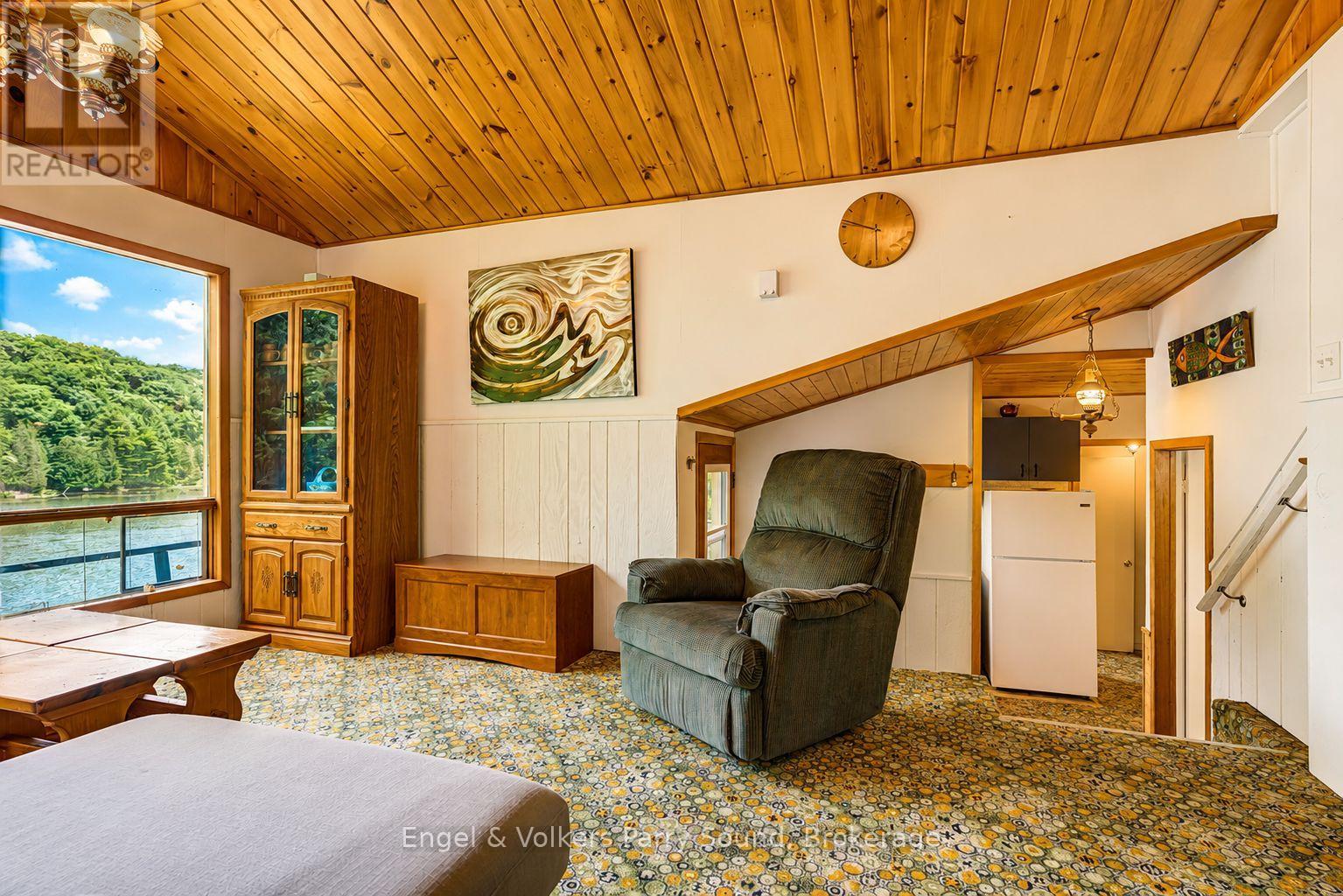 27 Lower Lane Property Photo 13