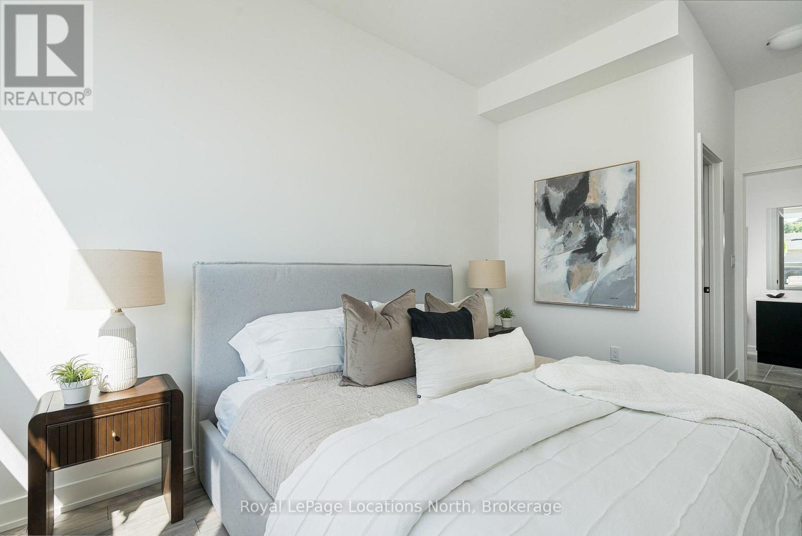 214 Stoneleigh Drive Property Photo 18