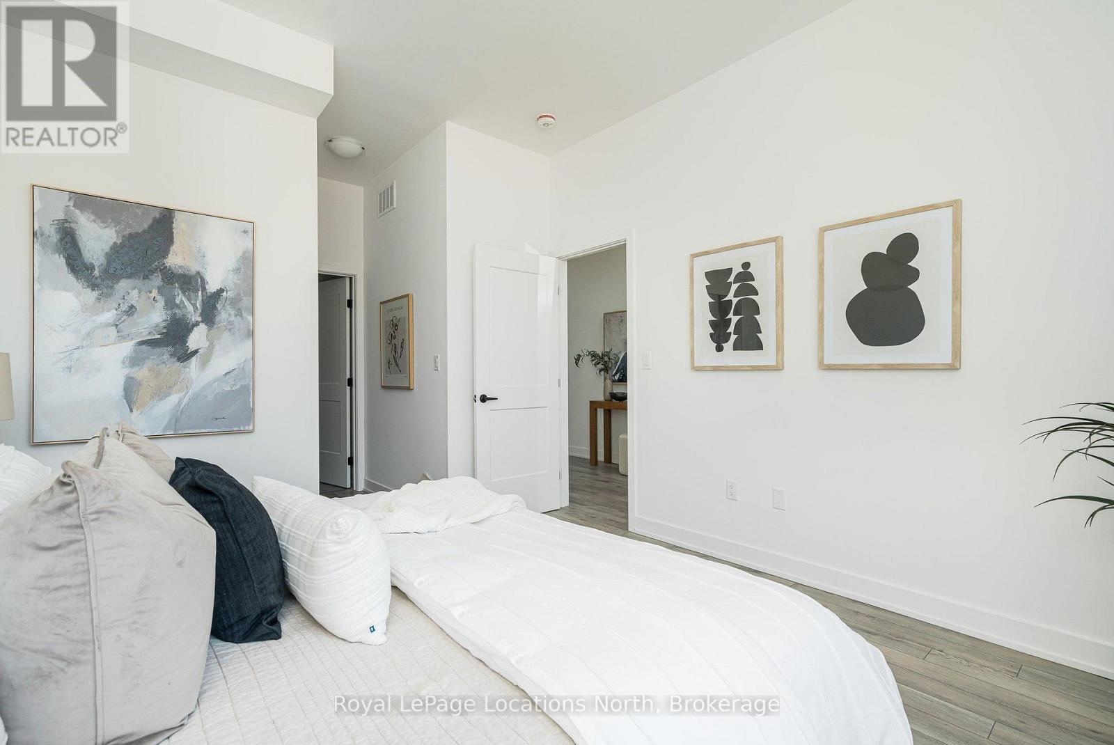 214 Stoneleigh Drive Property Photo 19