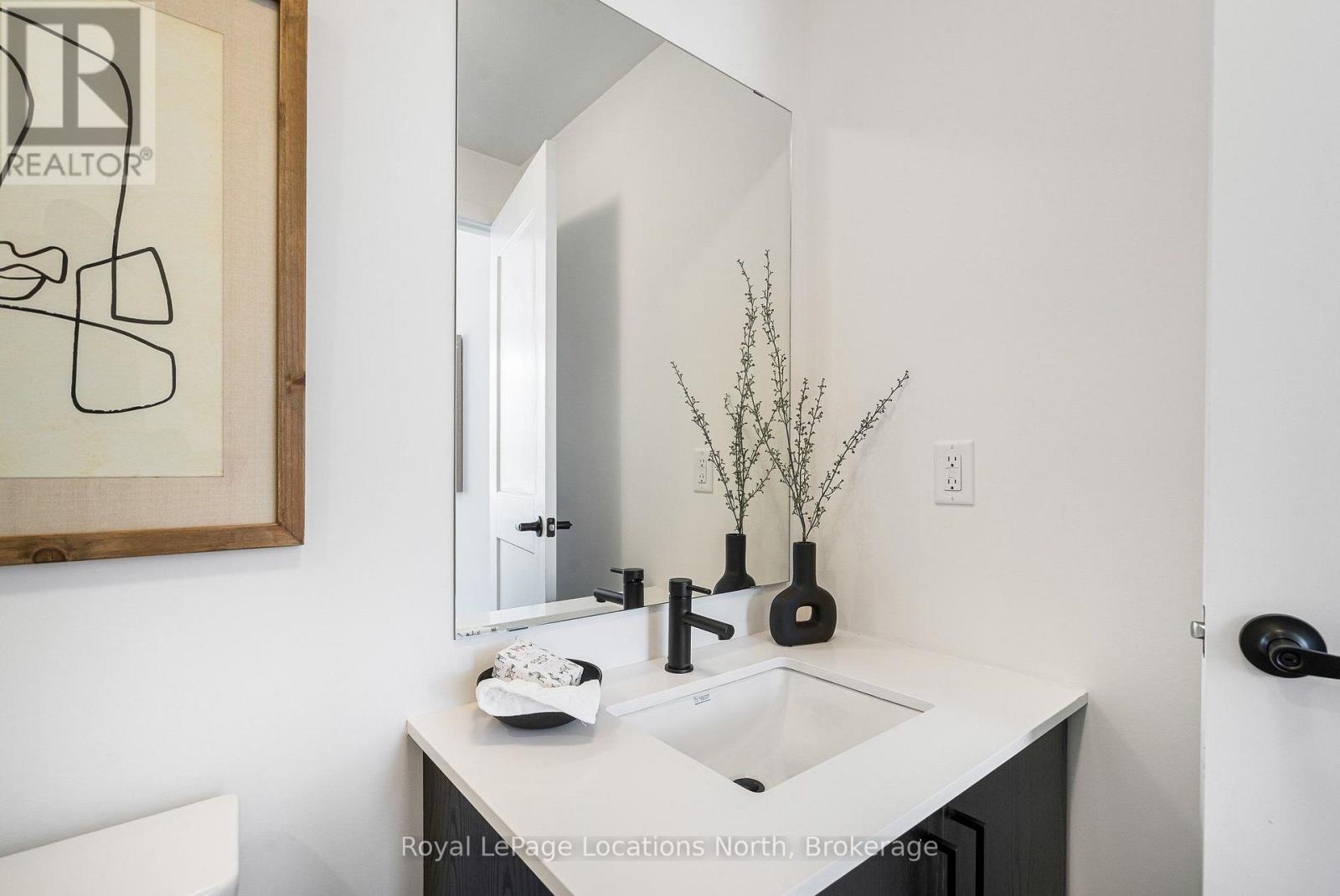 214 Stoneleigh Drive Property Photo 20