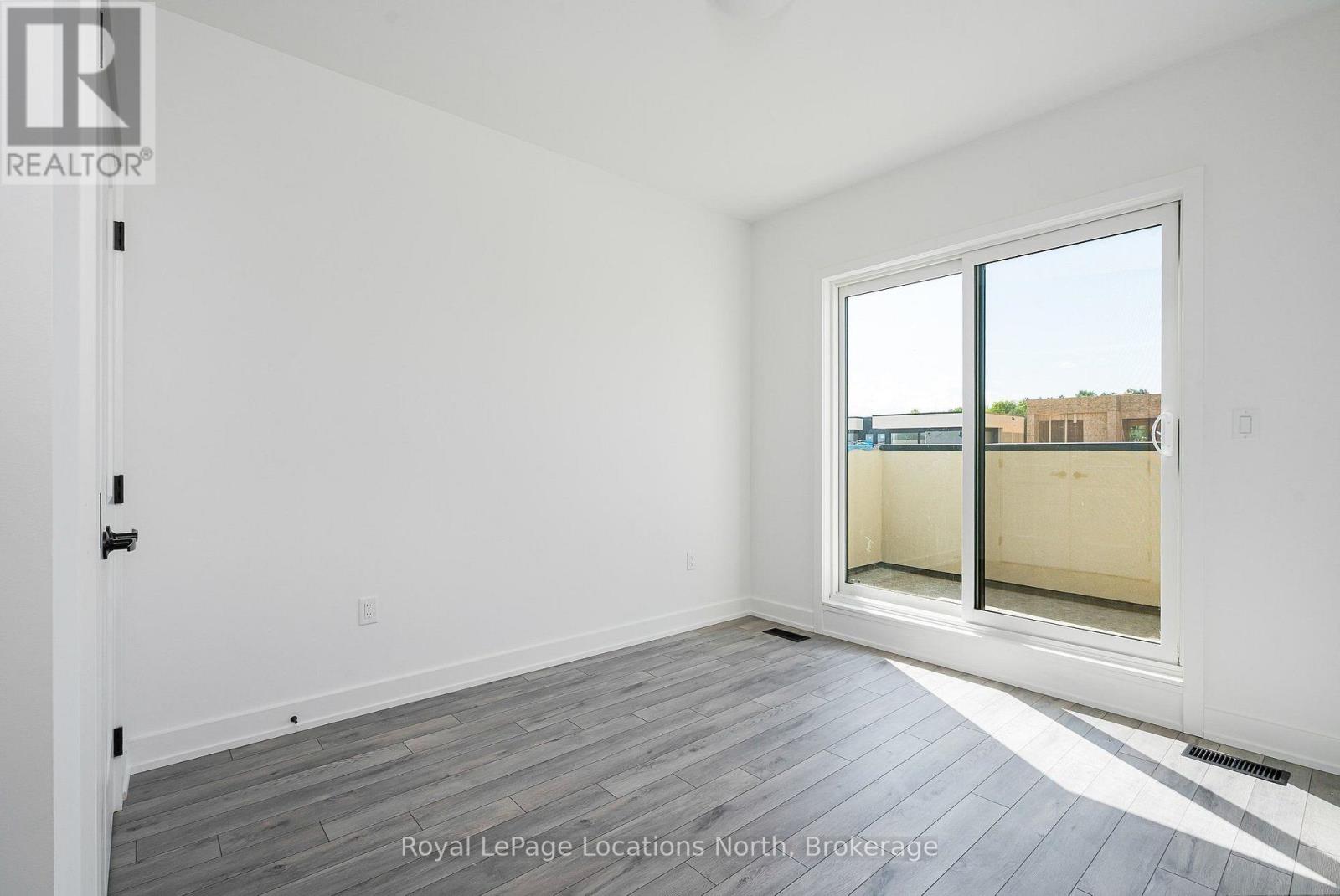 214 Stoneleigh Drive Property Photo 23
