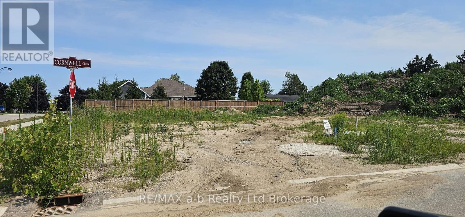 4 Cornwell Crescent Property Photo 1
