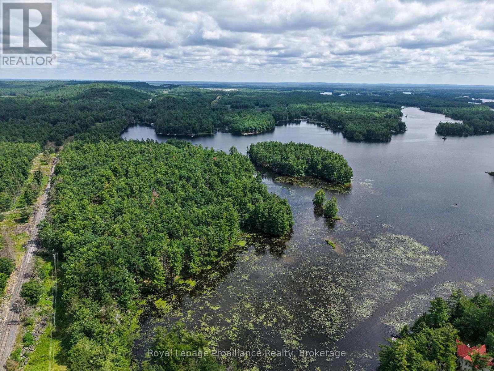 1 Wao Kasshabog Lake Property Photo 12