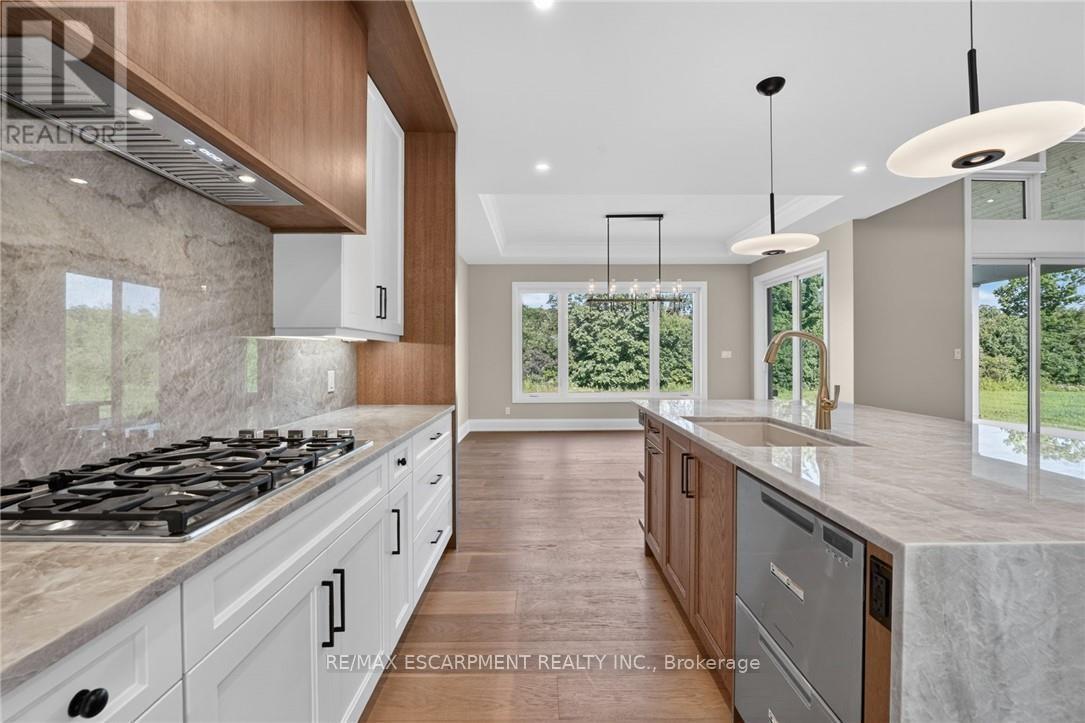 680 Caistorville Road Property Photo 15