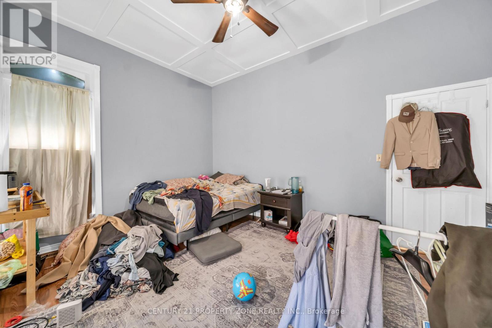 370 Talbot Street Property Photo 20