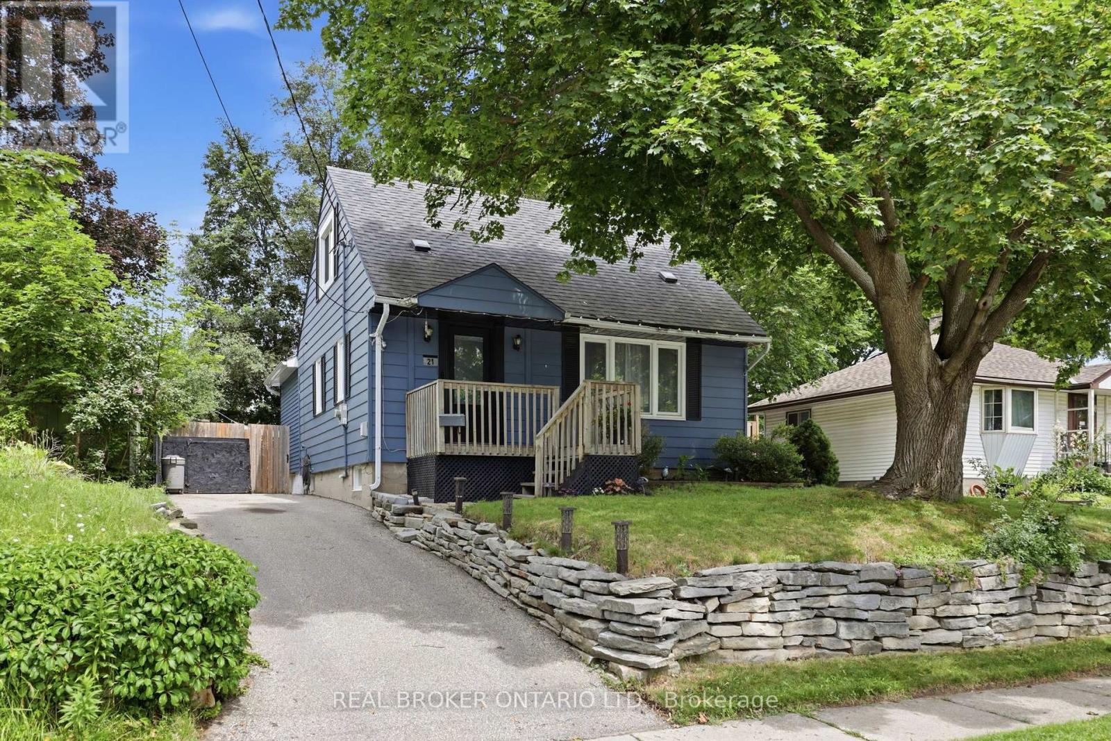 21 Ridgewood Avenue Property Photo 1