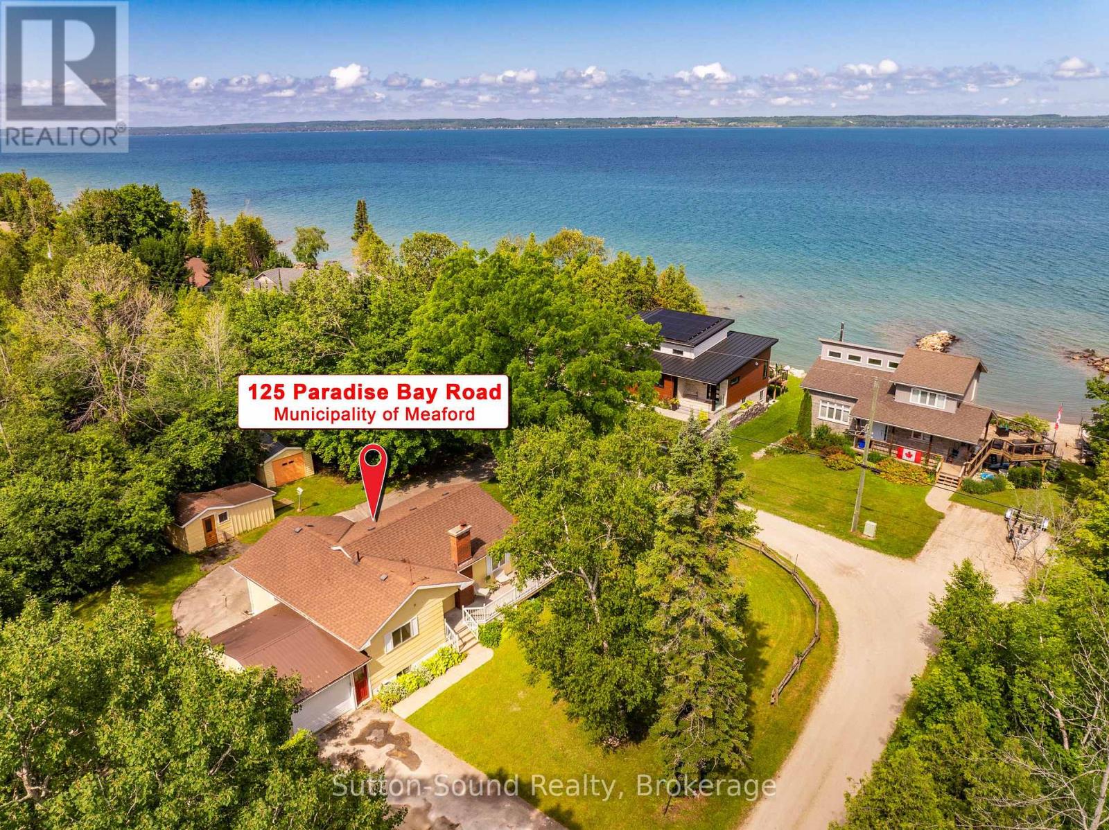 125 Paradise Bay Road Property Photo 2