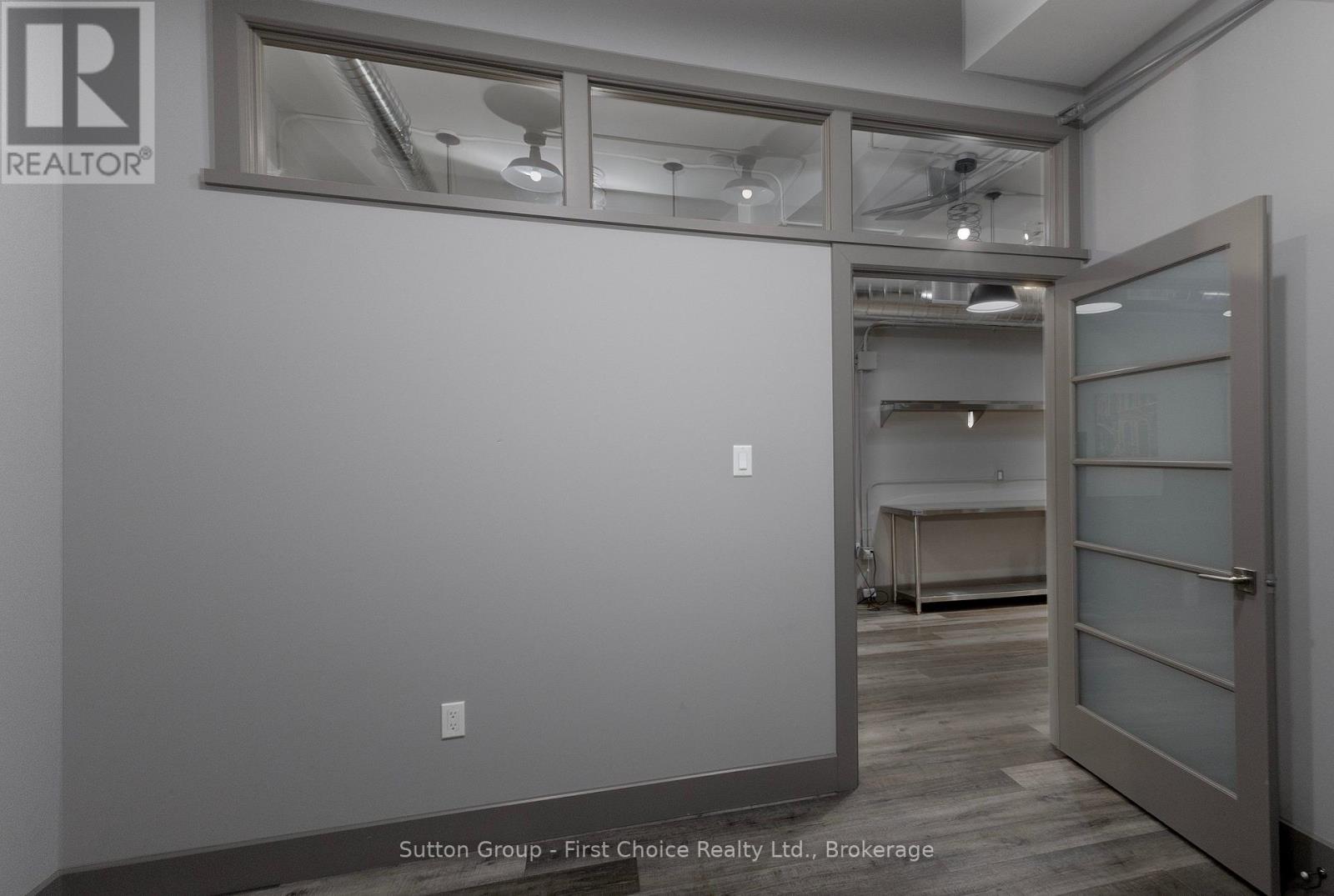 106-108 Downie Street Property Photo 21