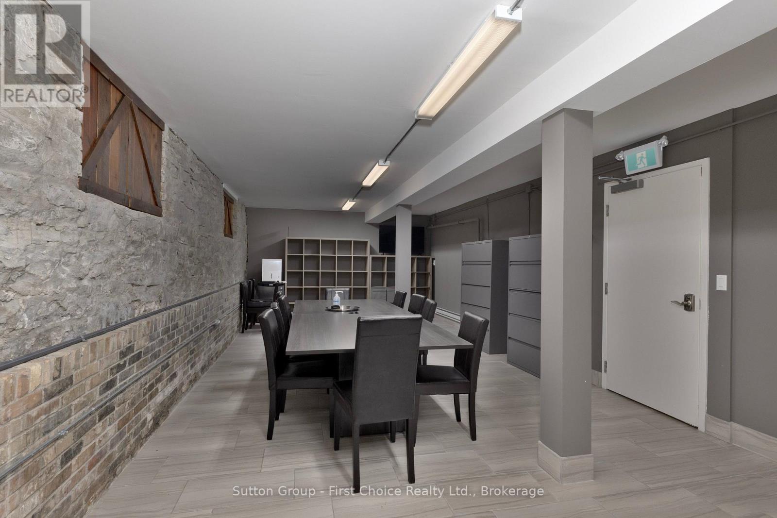 106-108 Downie Street Property Photo 24