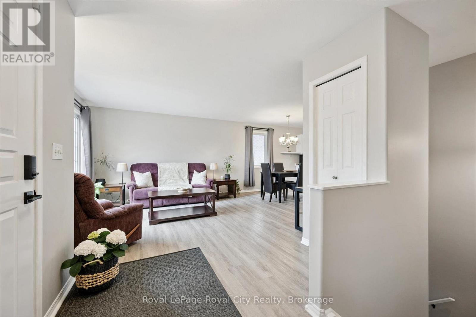 119 Meadowridge Drive Property Photo 8