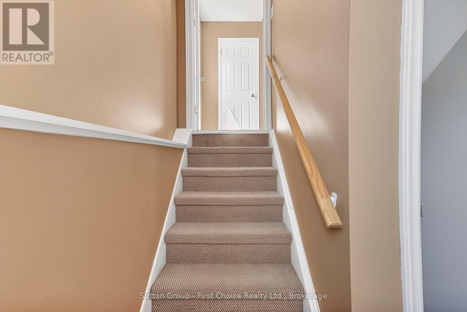 670 Reid Crescent Property Photo 29