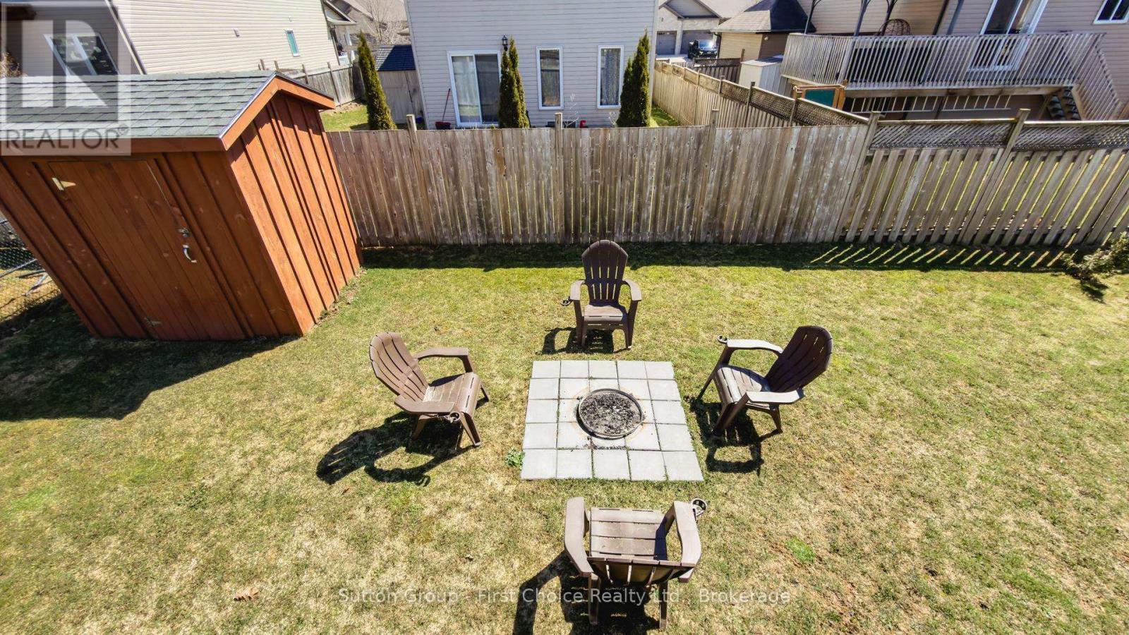 670 Reid Crescent Property Photo 38