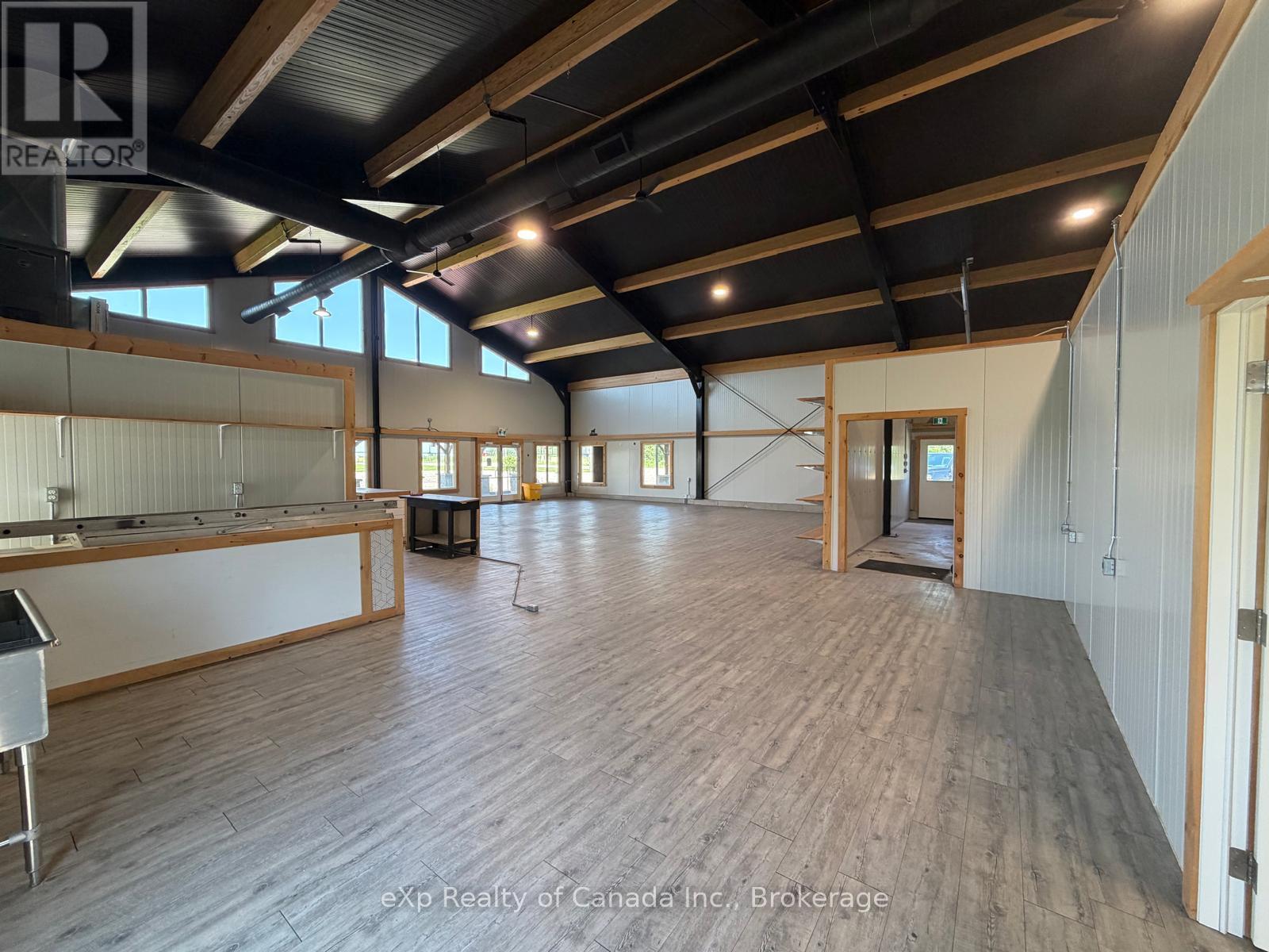 412569 Cranberry Line Property Photo 6