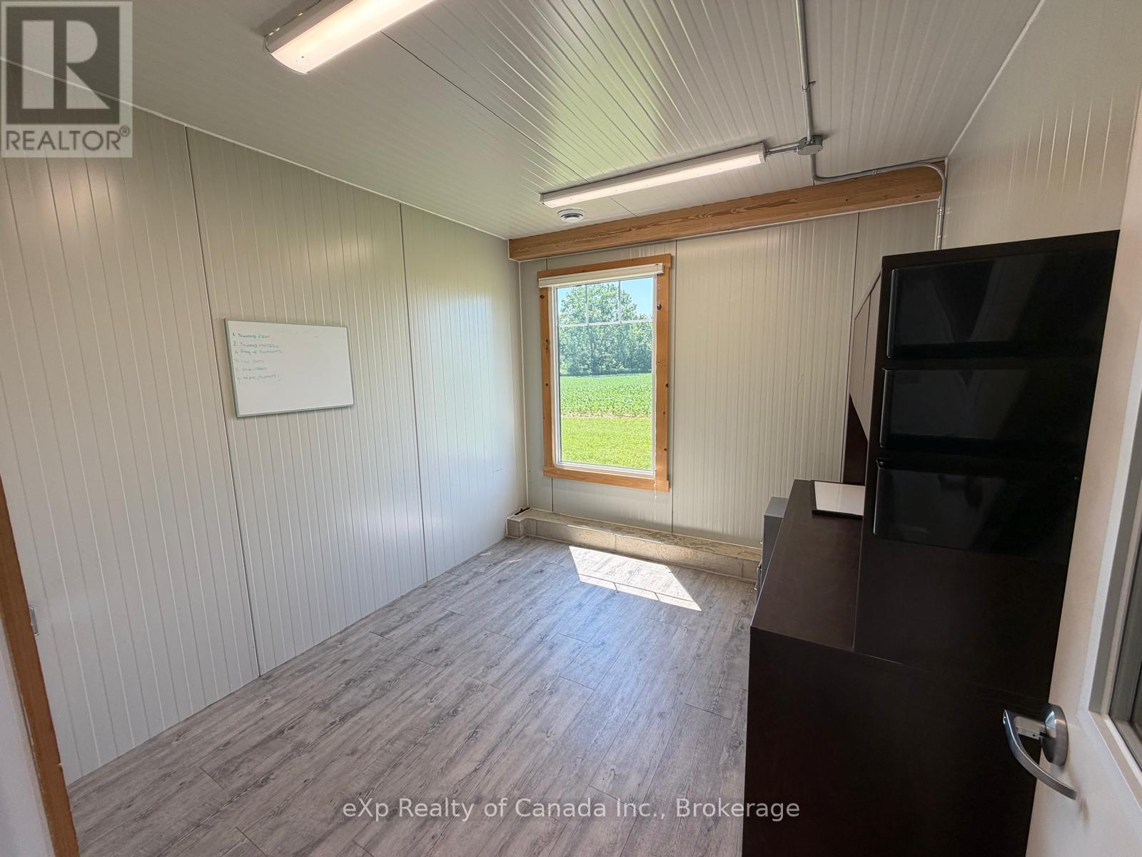 412569 Cranberry Line Property Photo 8