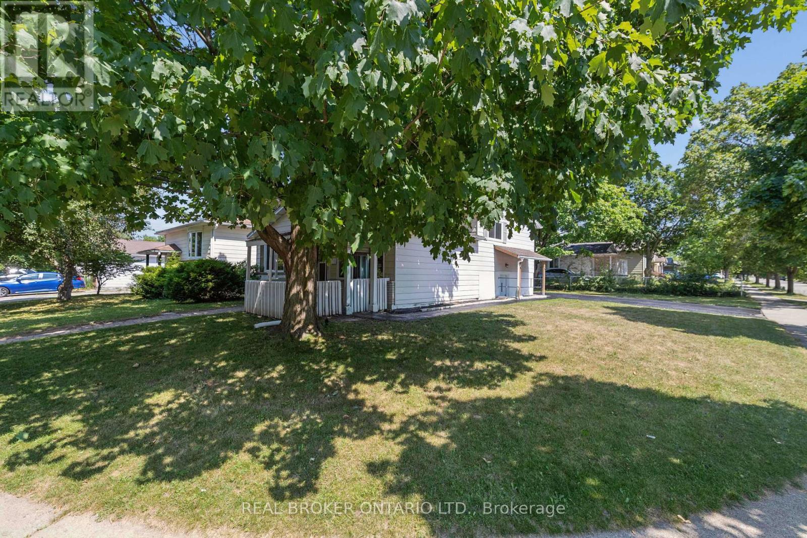 74 Helene Crescent Property Photo 23
