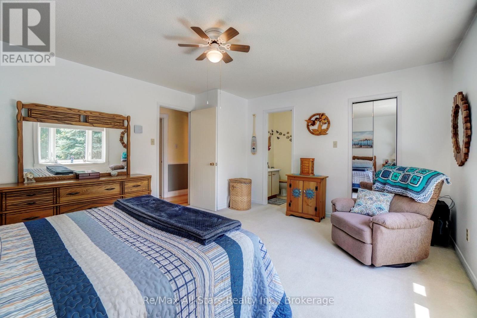 16 Cedartree Lane Property Photo 15
