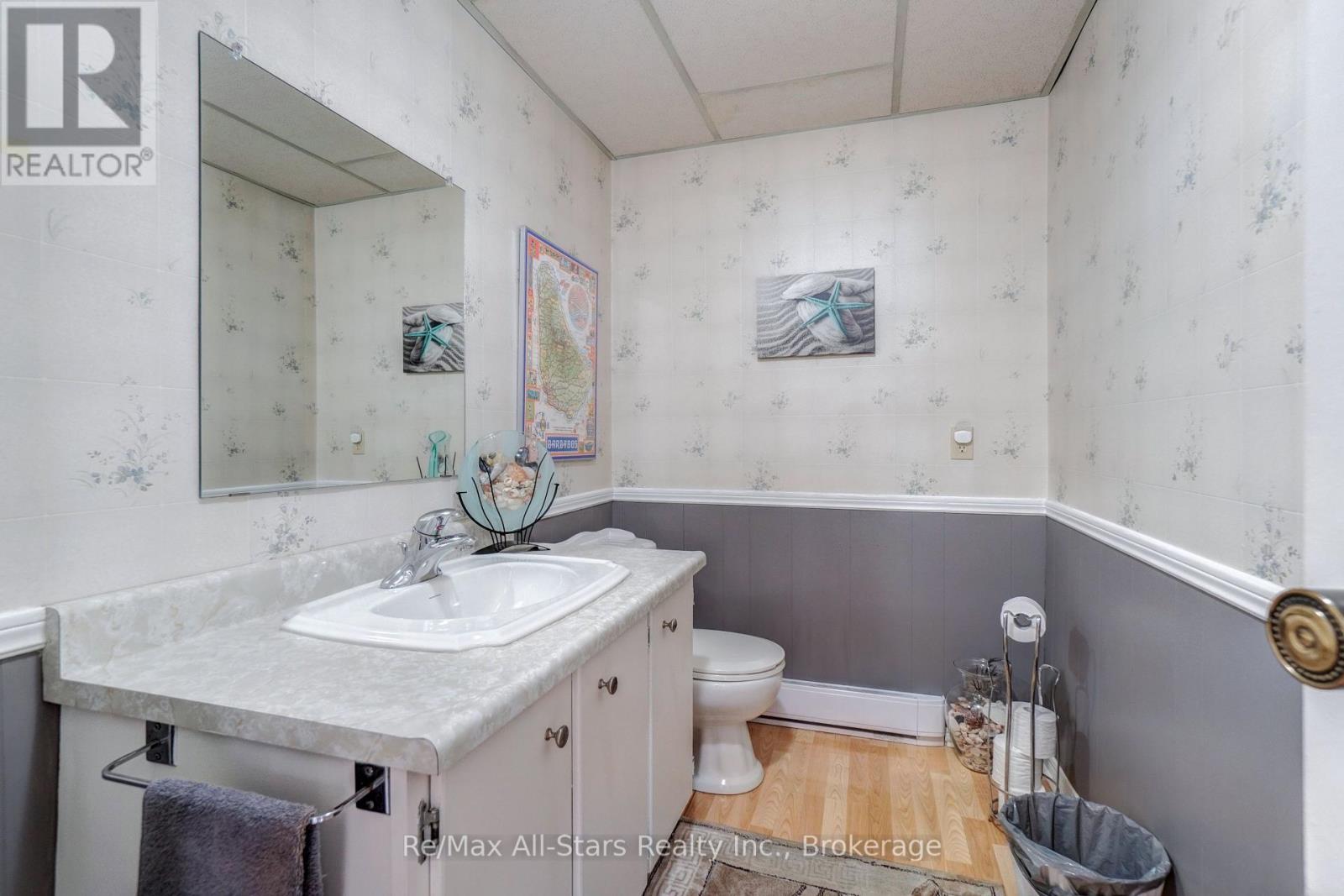 16 Cedartree Lane Property Photo 32