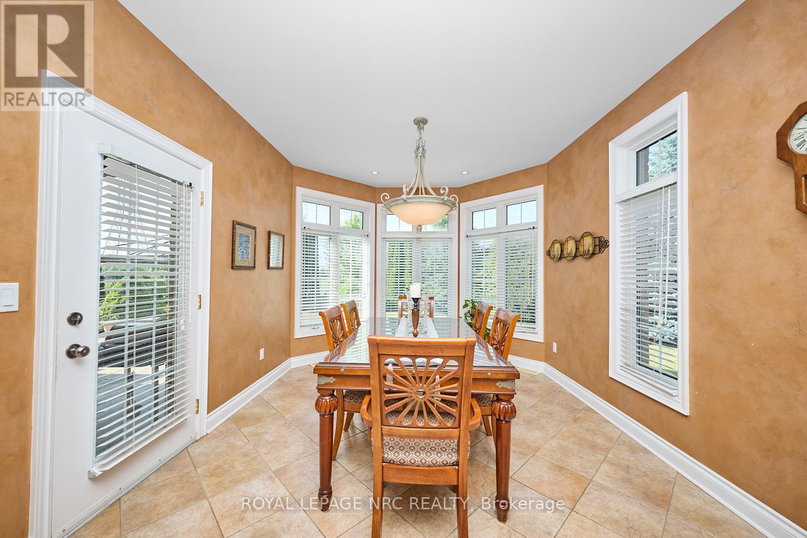 7995 Cathedral Drive Property Photo 16