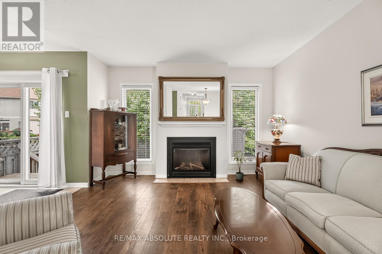 36 Chantilly Gate Property Photo 12