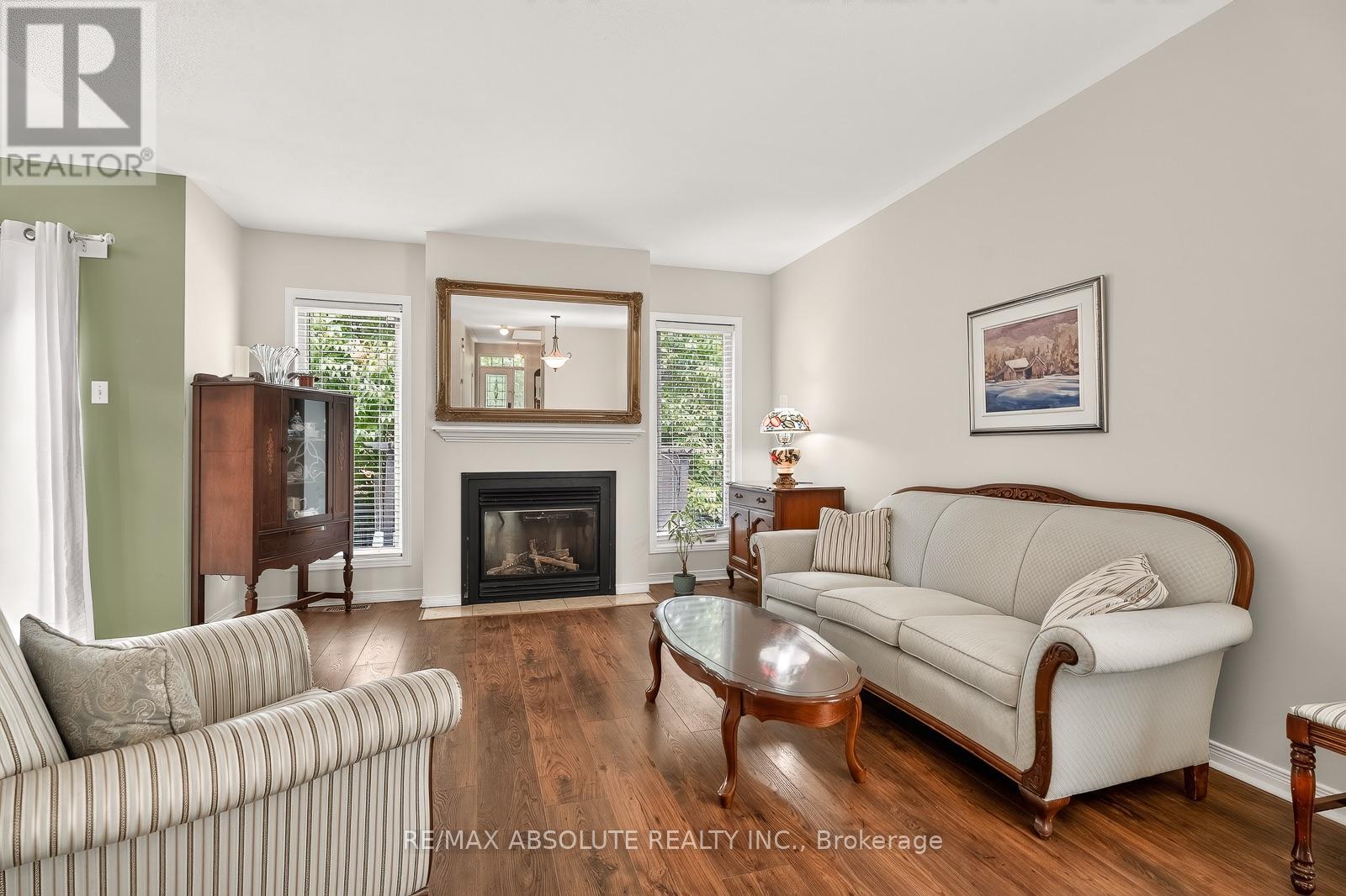 36 Chantilly Gate Property Photo 13