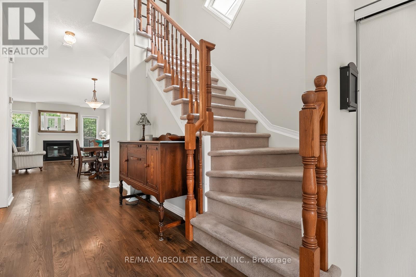 36 Chantilly Gate Property Photo 26