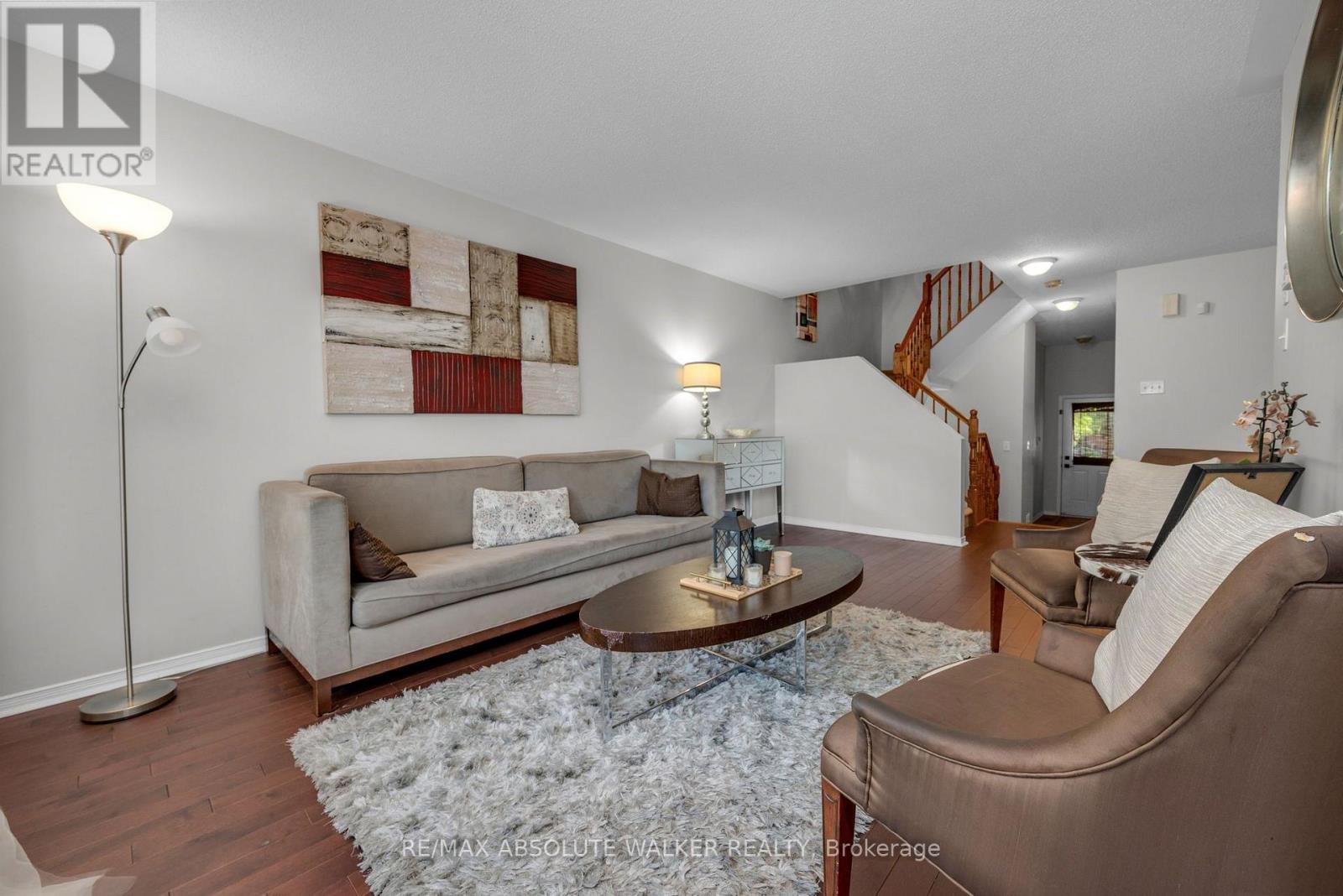 1104 Candlewood Street Property Photo 4
