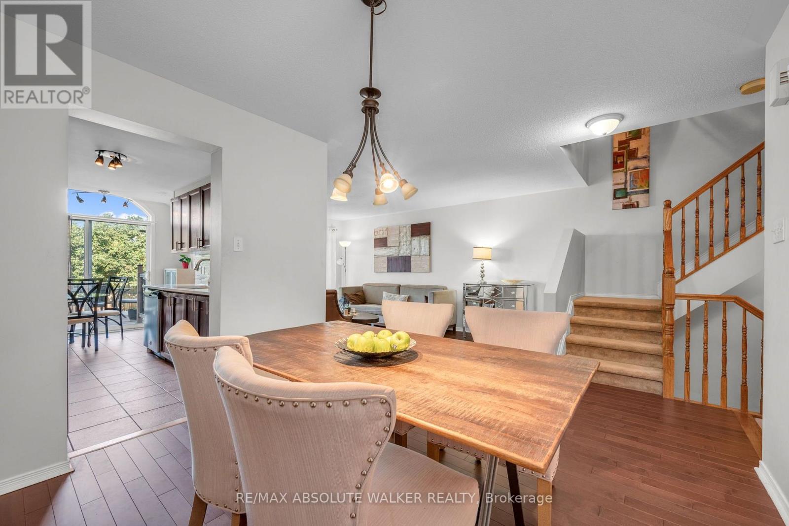 1104 Candlewood Street Property Photo 8