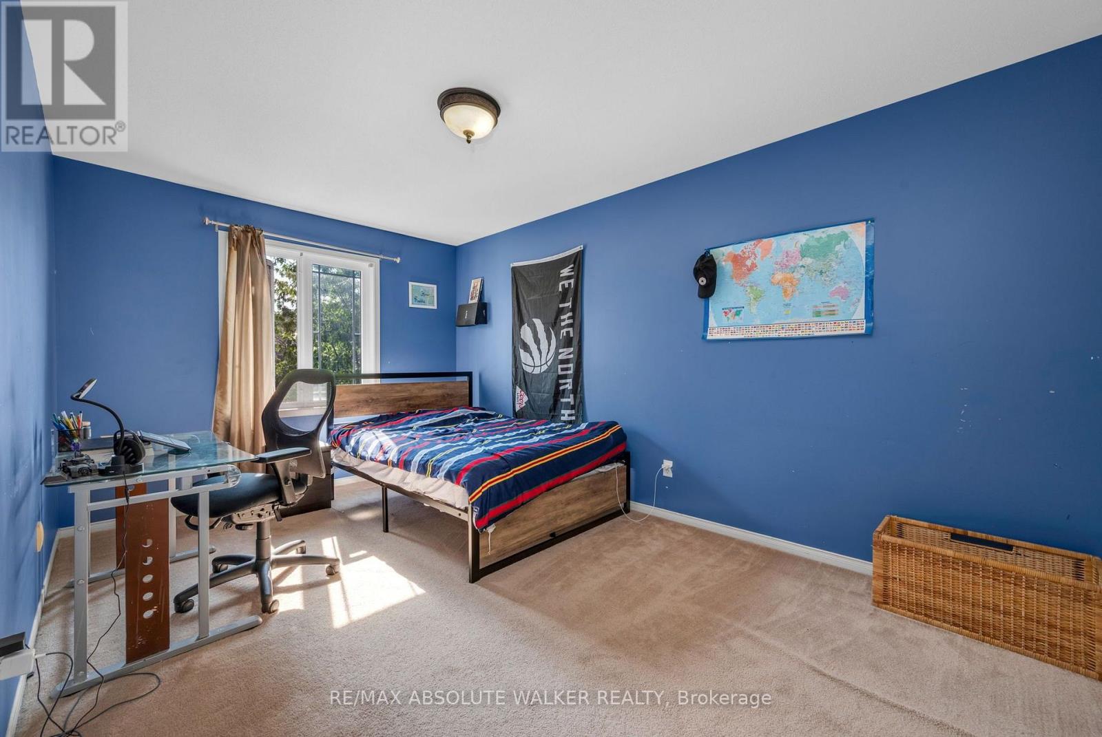 1104 Candlewood Street Property Photo 21