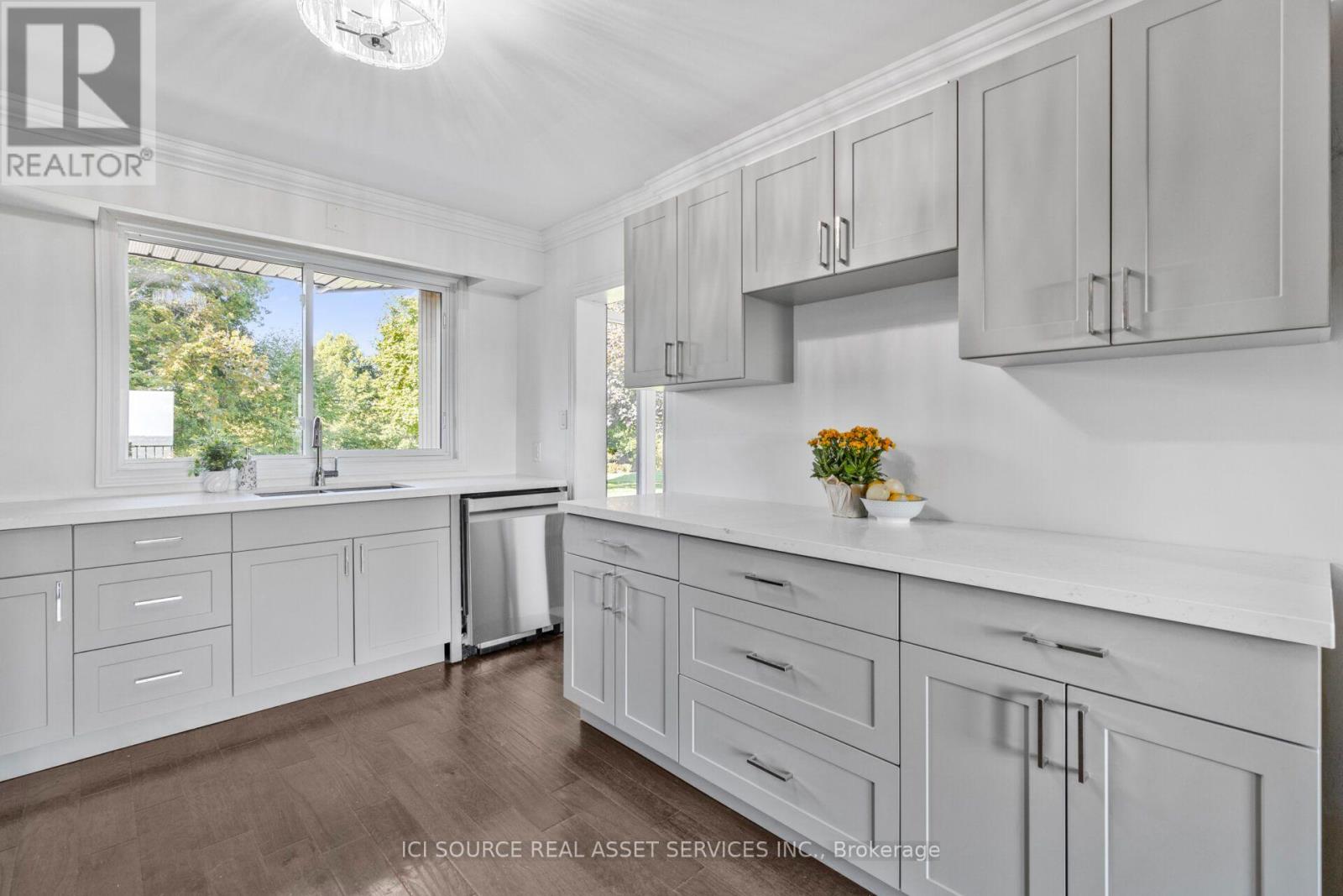 50 Oak Avenue Property Photo 6