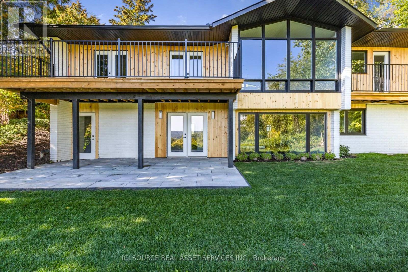 50 Oak Avenue Property Photo 16
