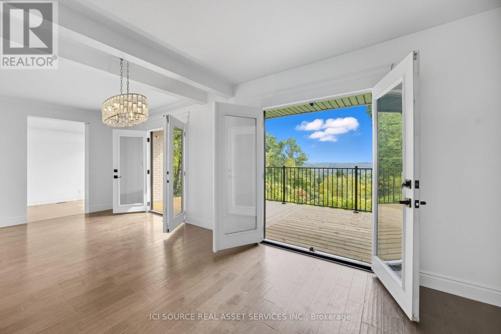 50 Oak Avenue Property Photo 20