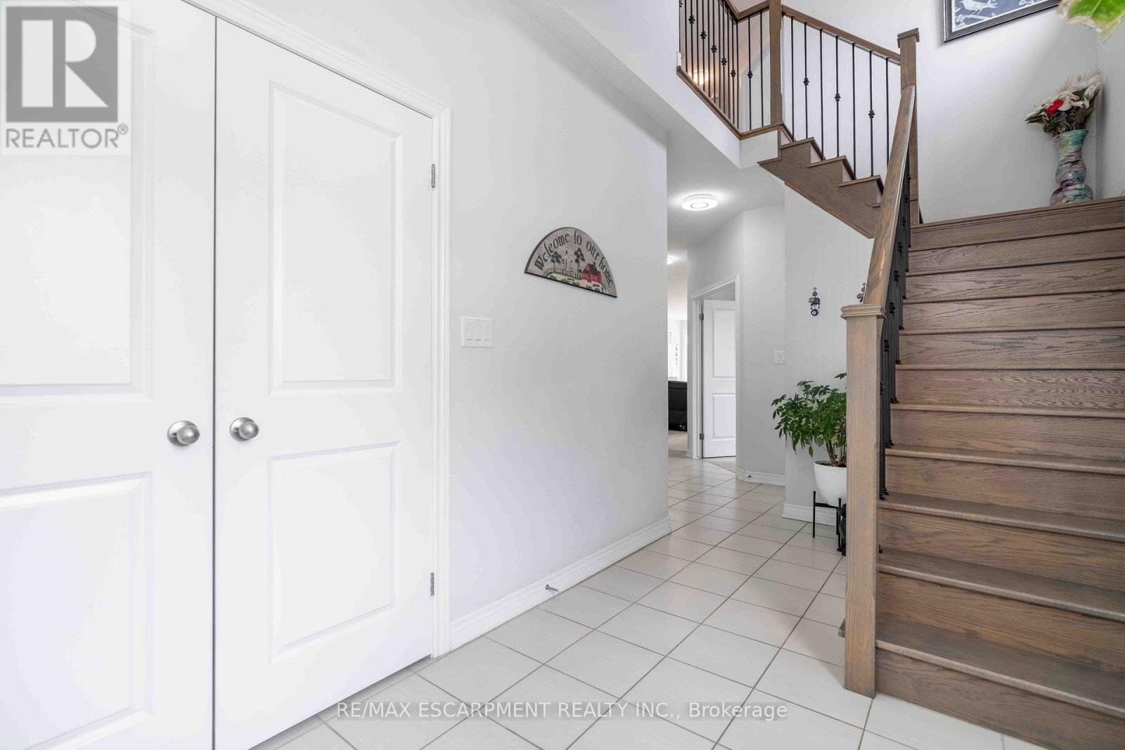 3 Narbonne Crescent Property Photo 4