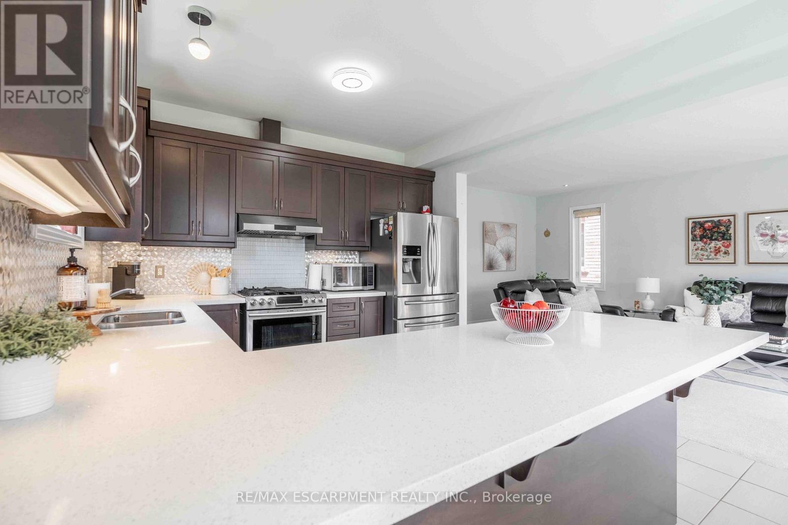 3 Narbonne Crescent Property Photo 18