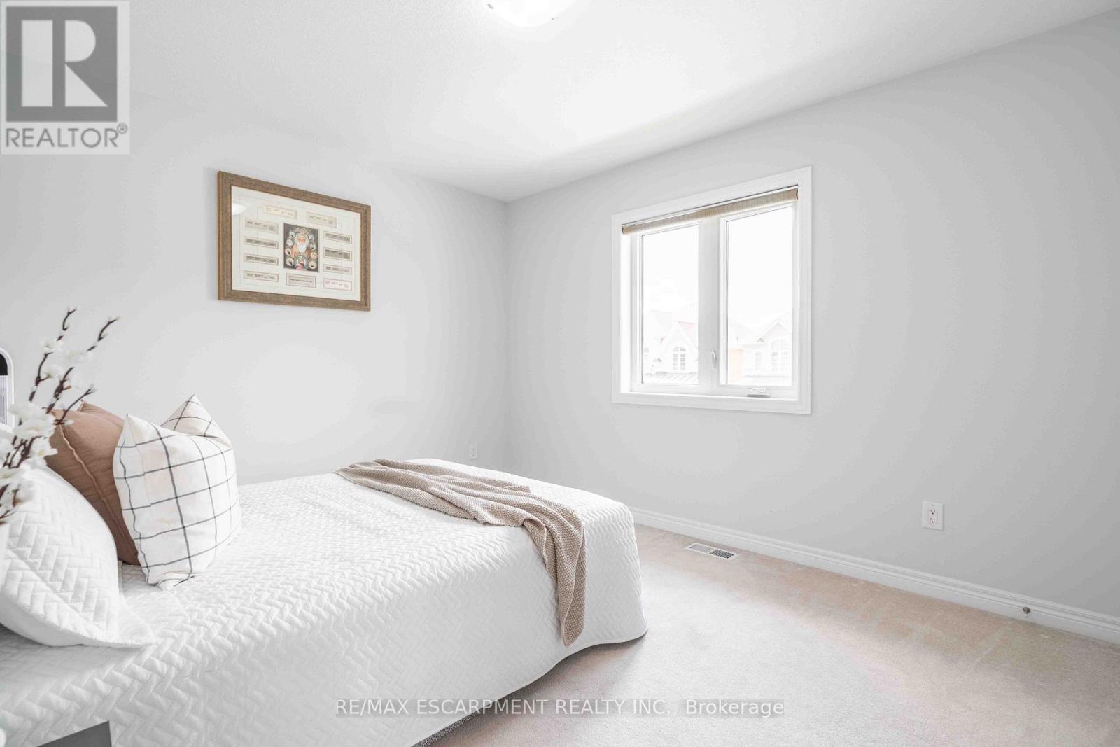 3 Narbonne Crescent Property Photo 35