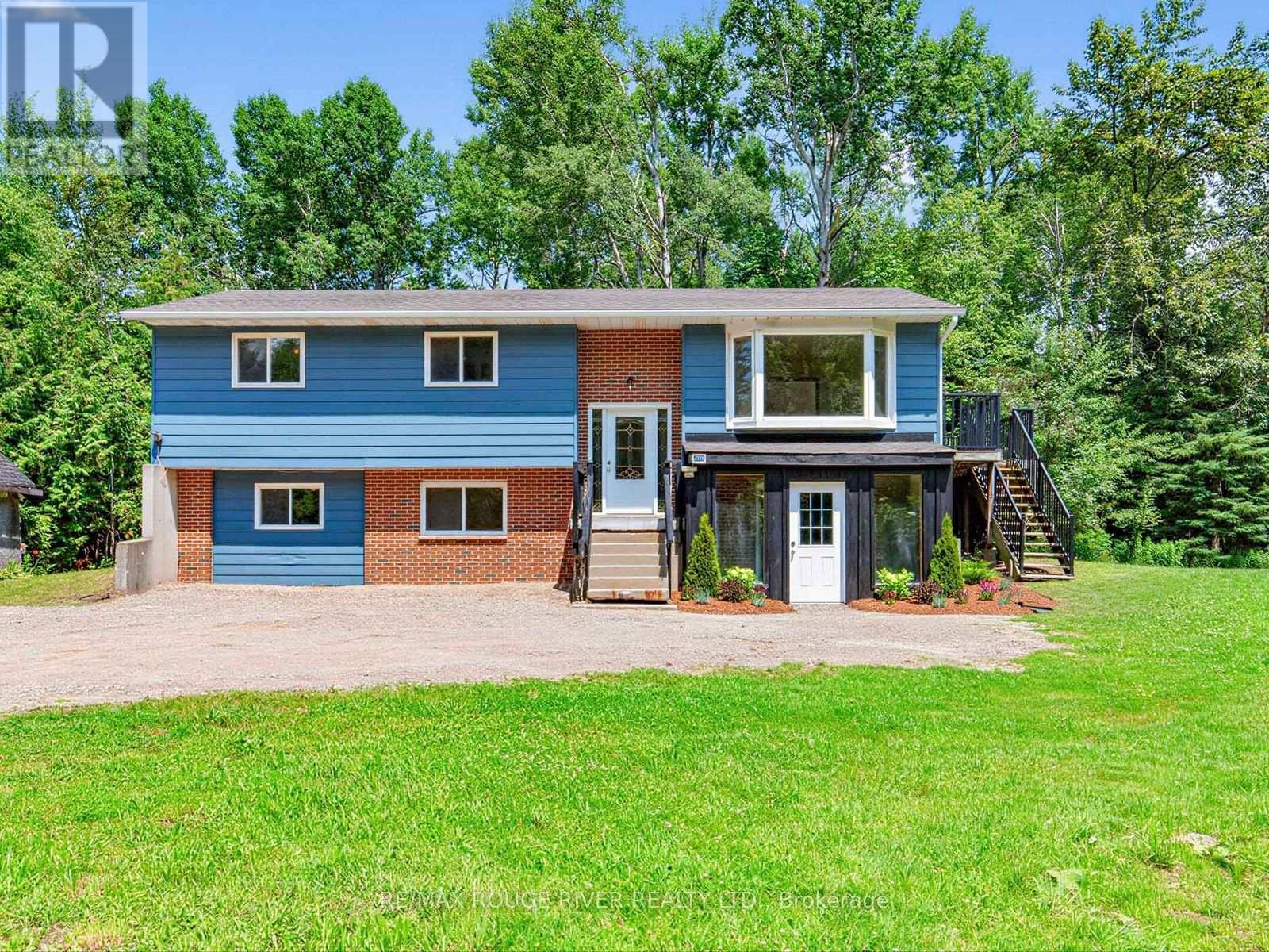 555247 Mono-amaranth Townline Property Photo 1