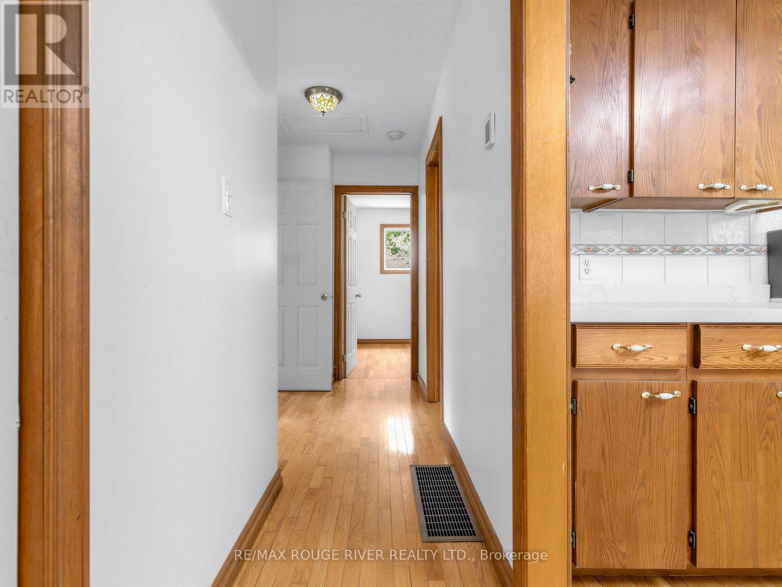 555247 Mono-amaranth Townline Property Photo 17