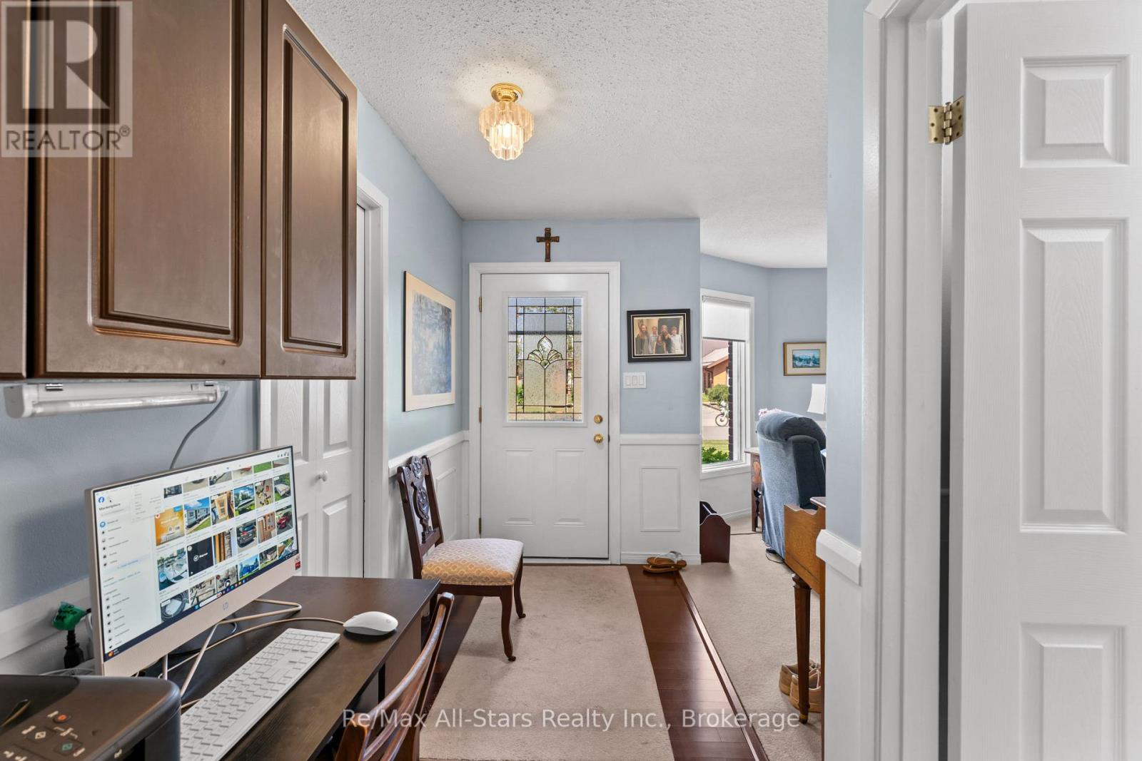 53 Helen Street Property Photo 6