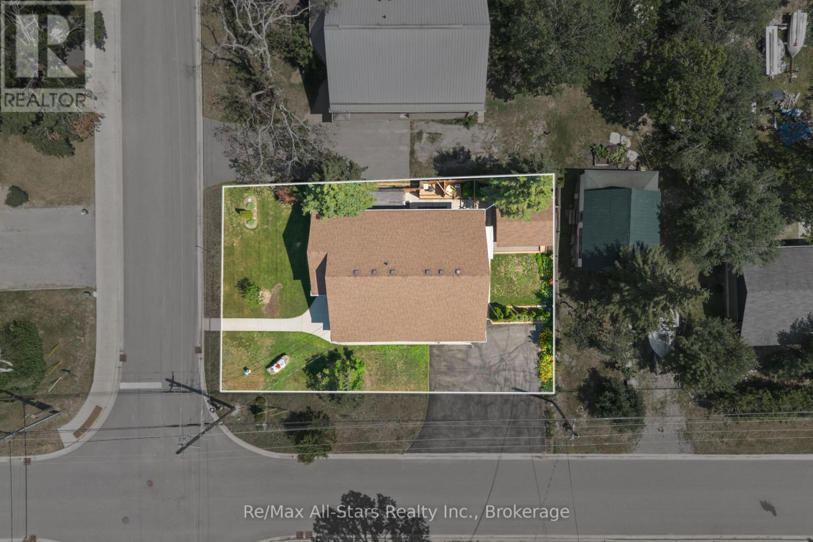 53 Helen Street Property Photo 35