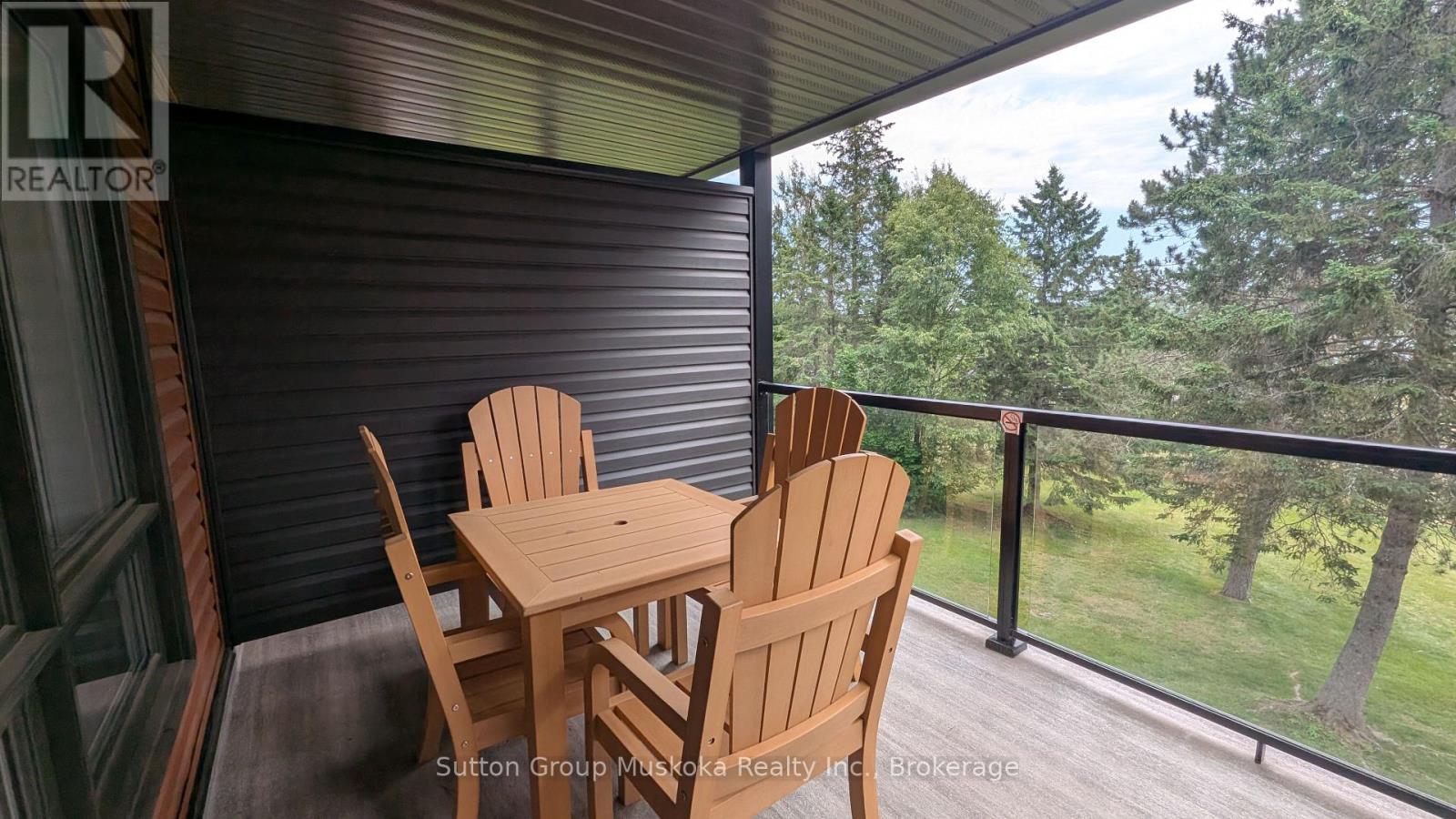 52-205 Deerhurst Drive Property Photo 12