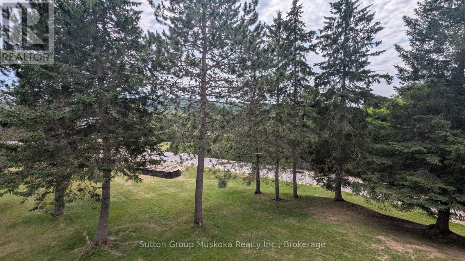52-205 Deerhurst Drive Property Photo 17