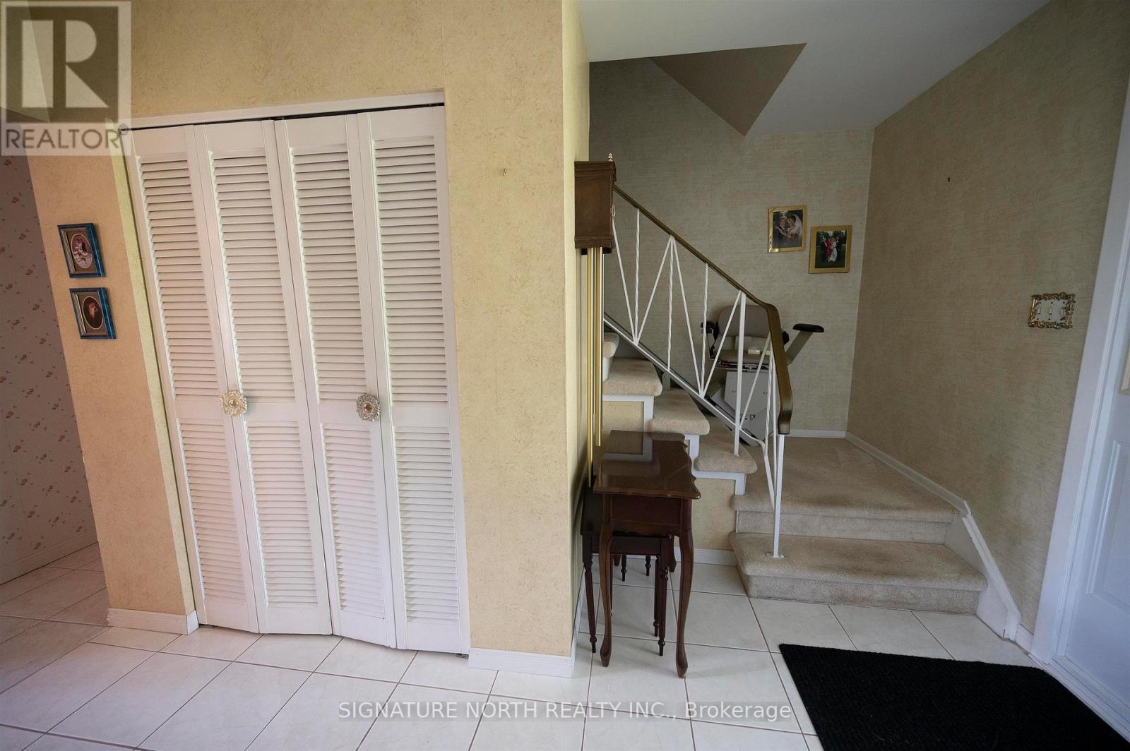 177 Whalen Street Property Photo 3