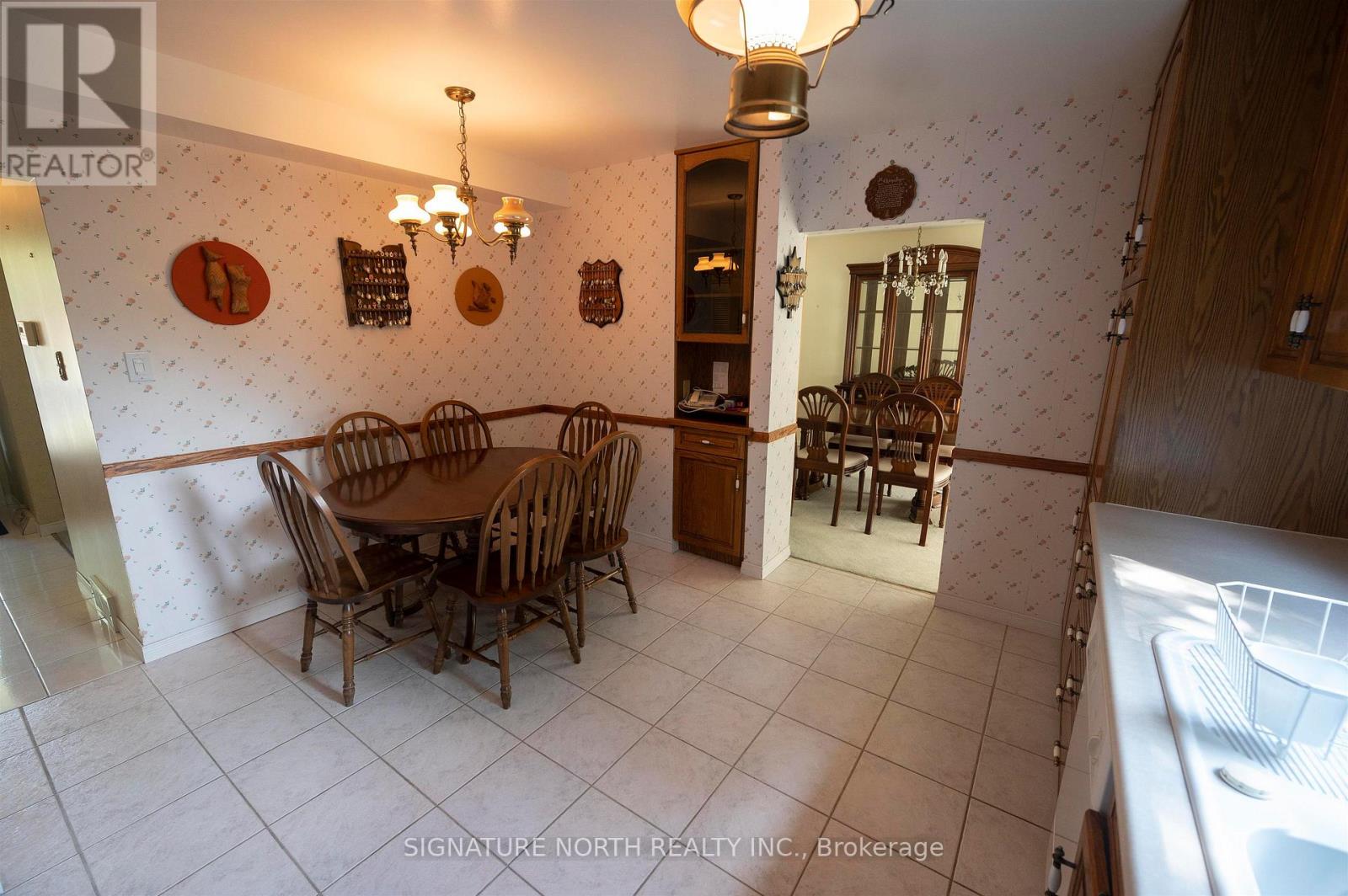 177 Whalen Street Property Photo 10