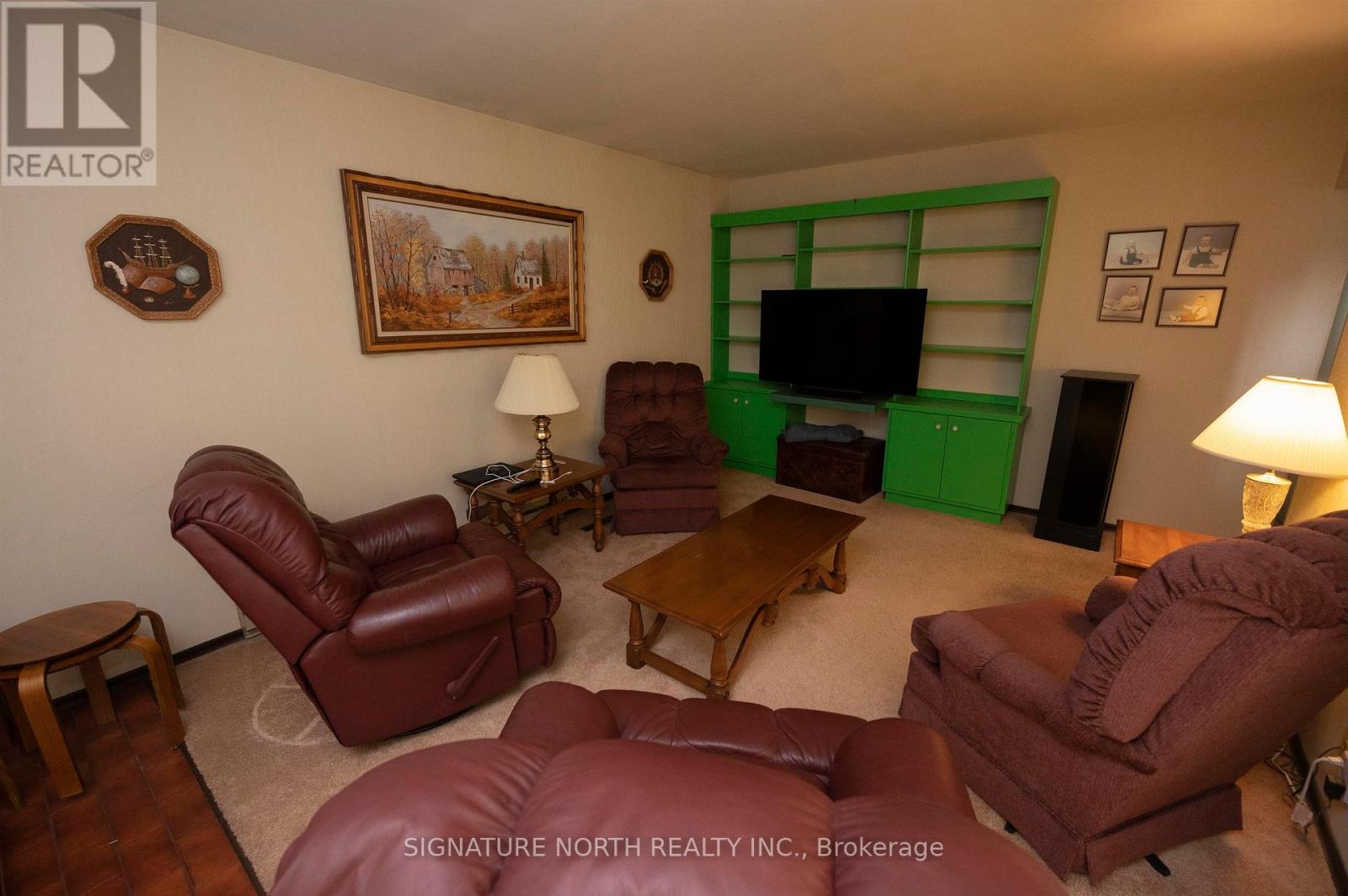 177 Whalen Street Property Photo 15