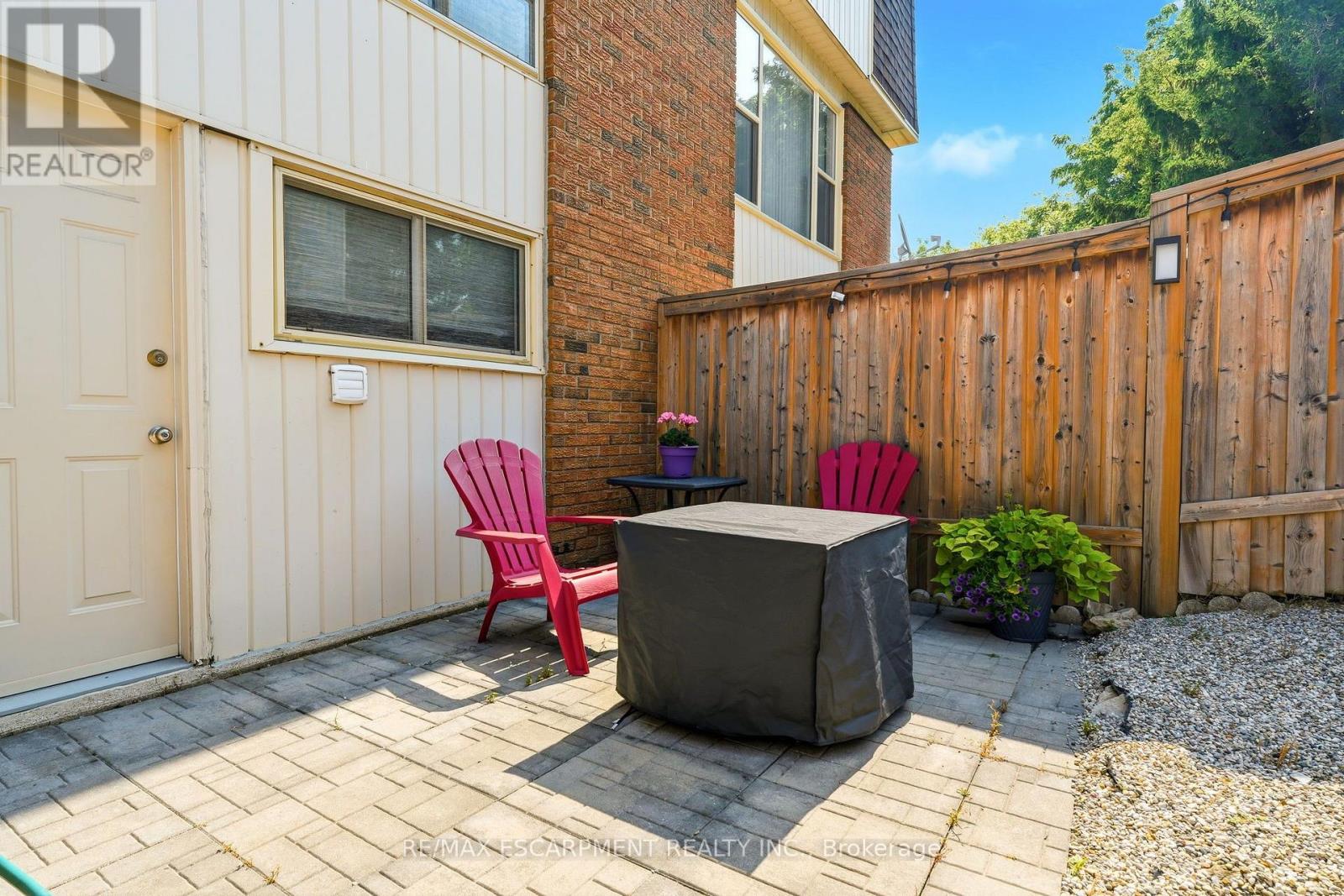 2 - 125 Bonaventure Drive Property Photo 41