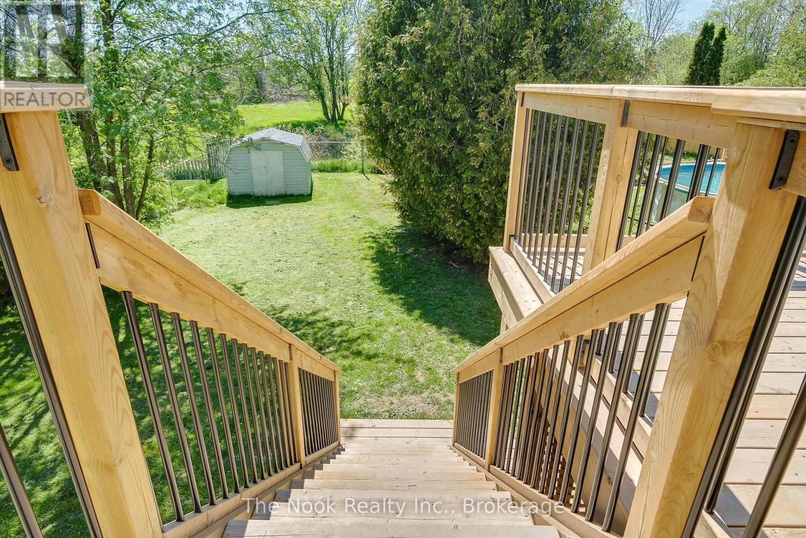95 Peacock Boulevard Property Photo 10