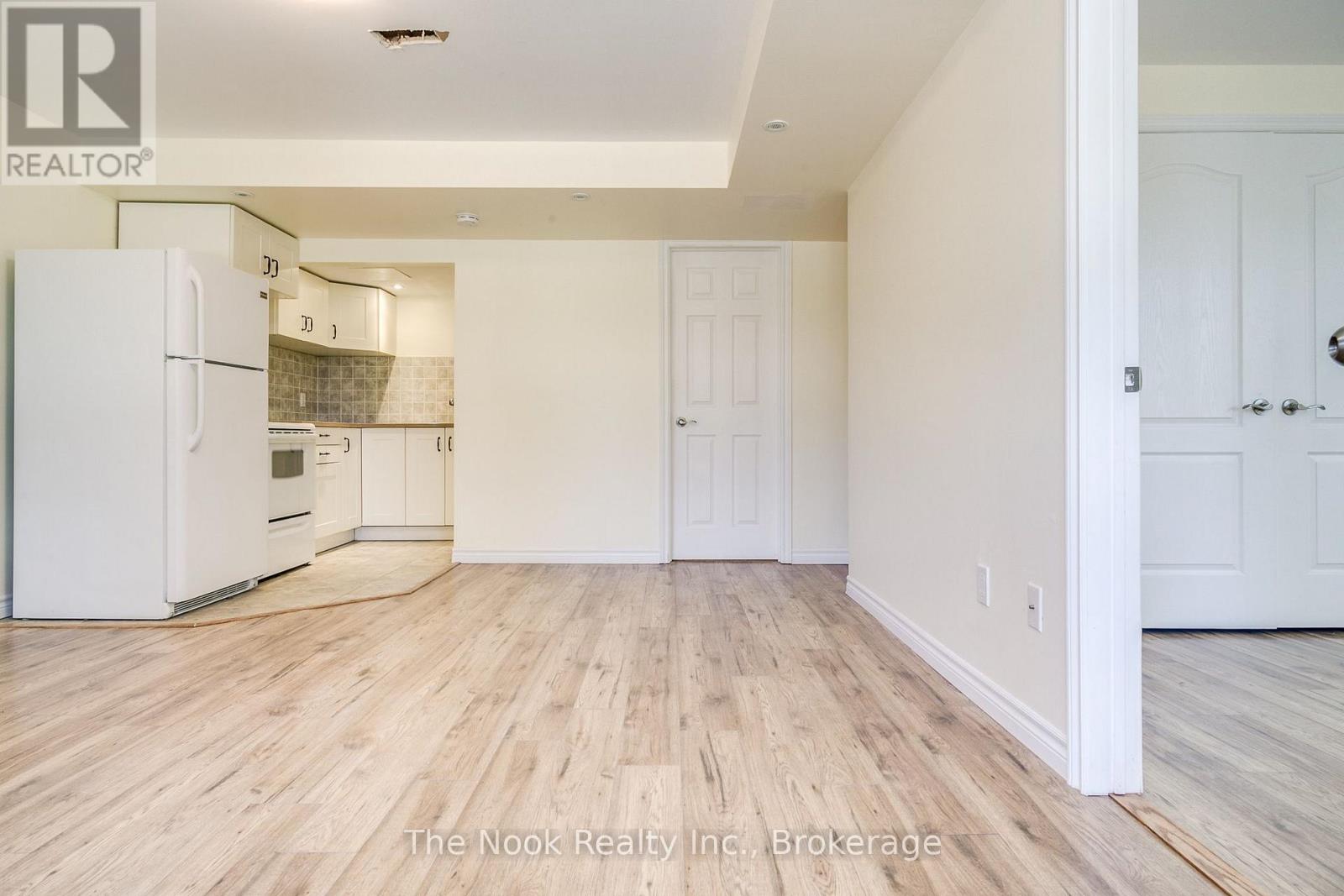 95 Peacock Boulevard Property Photo 14