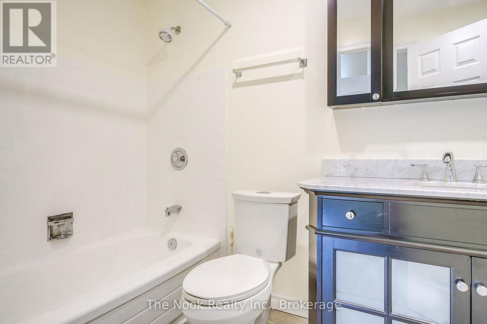 95 Peacock Boulevard Property Photo 22