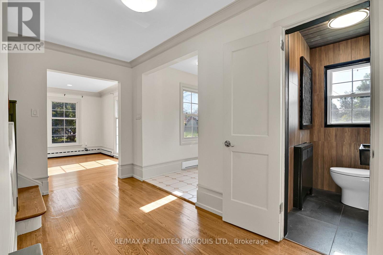 1603 Peter Street Property Photo 8