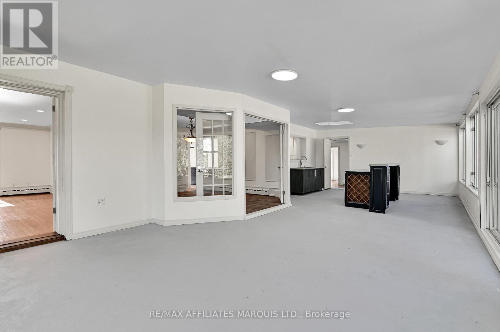 1603 Peter Street Property Photo 17