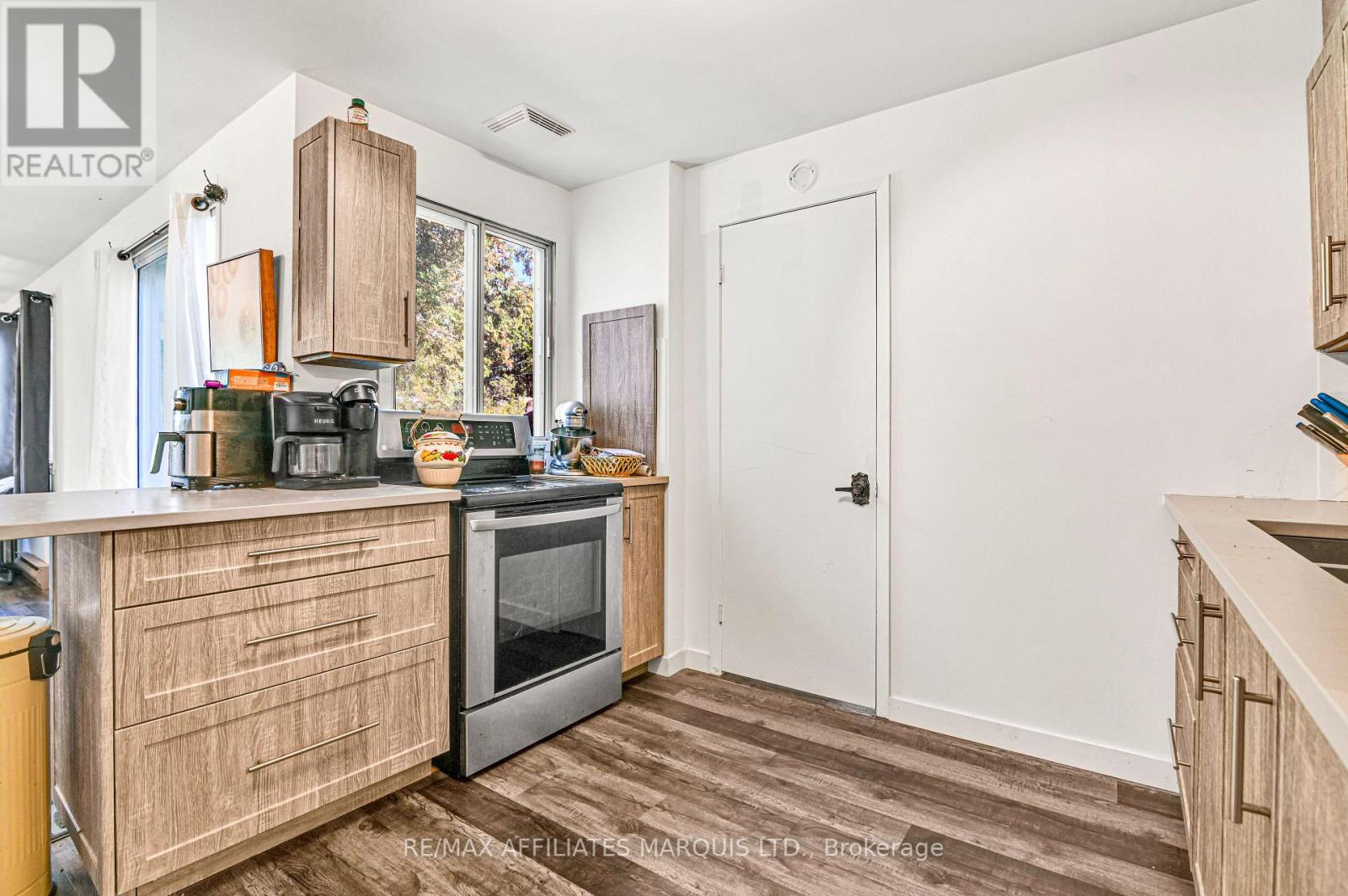 1603 Peter Street Property Photo 21